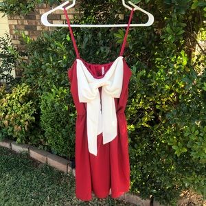 NWT Crimson and Cream Bow Dress